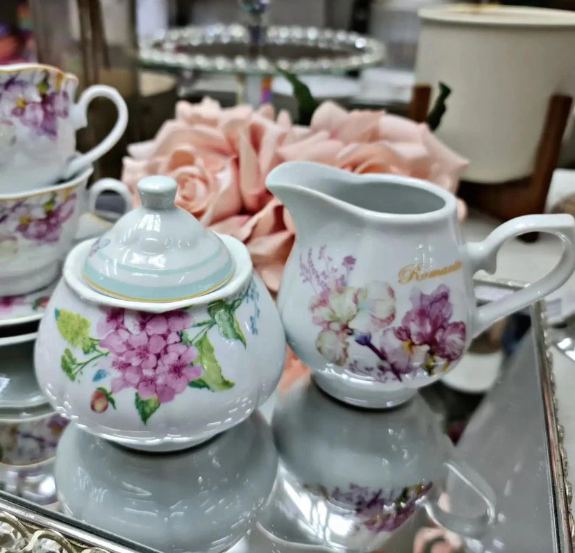 Posude za šećer i mlijeko